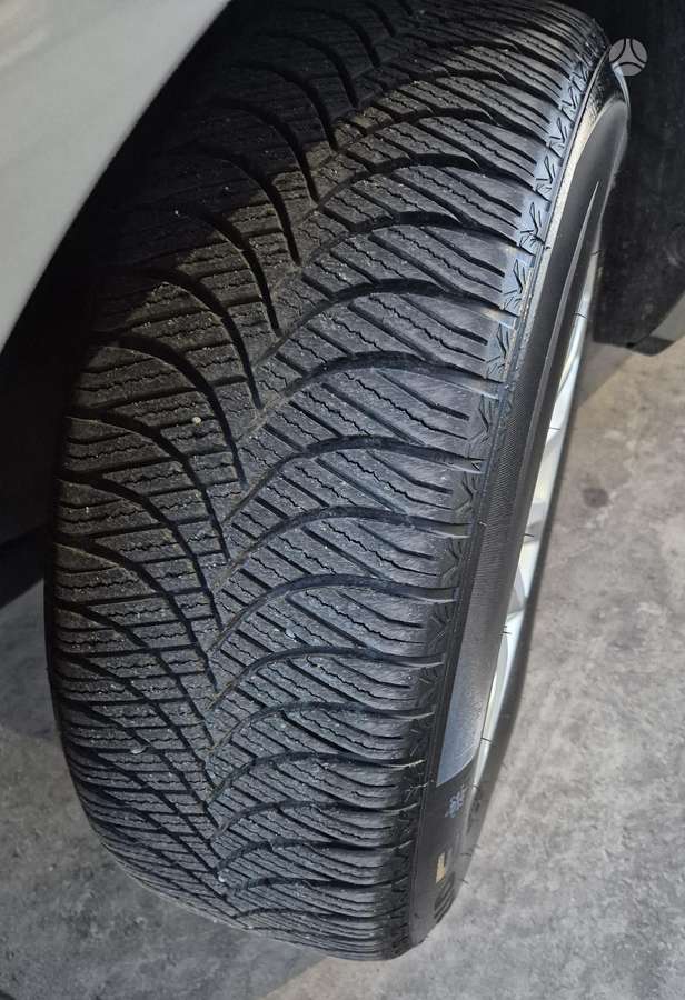 Land Rover 2012 — photo 27