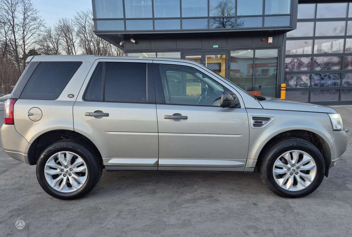 Land Rover 2012 — photo 6