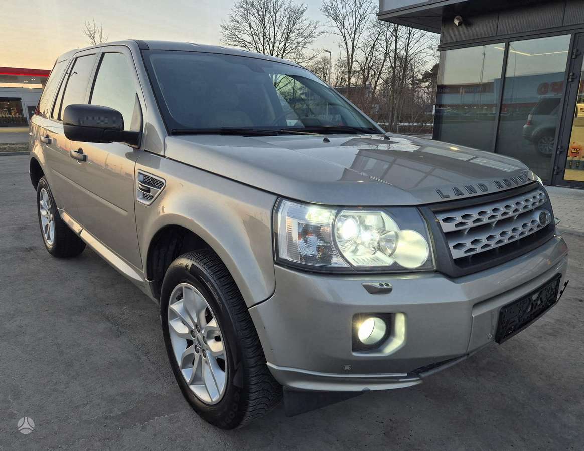 Land Rover 2012 — photo 7