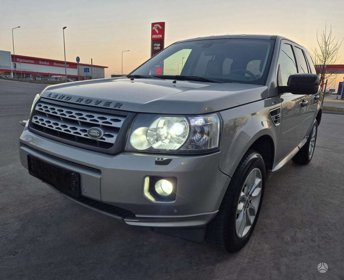 Land Rover 2012 — photo 9