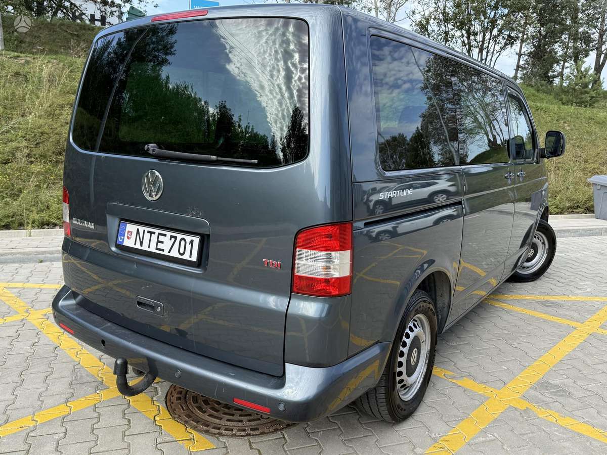 Volkswagen Multivan 2008 — двигун 2500 cm³, 131 HP (96kW)
