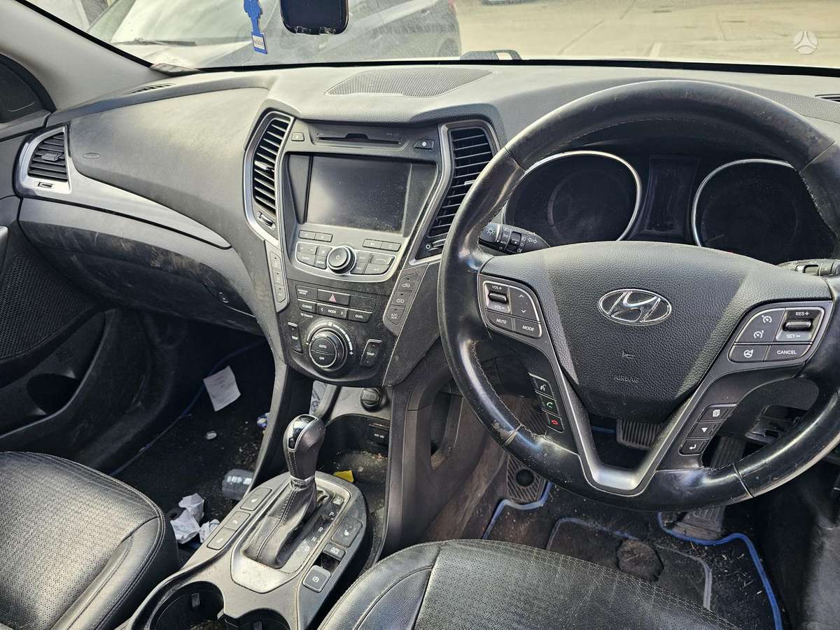 Hyundai Santa 2013 — photo 6