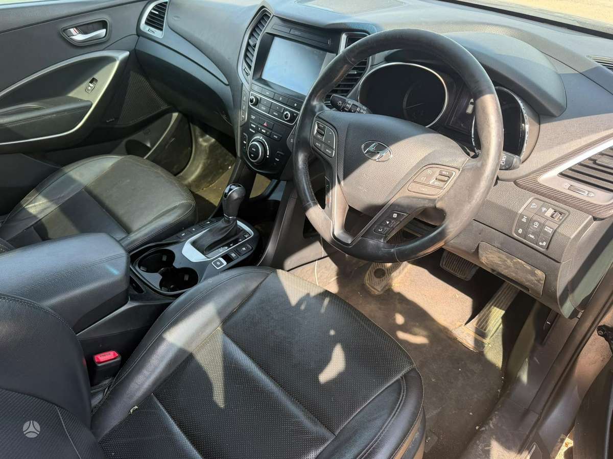 Hyundai Santa 2013 — photo 7