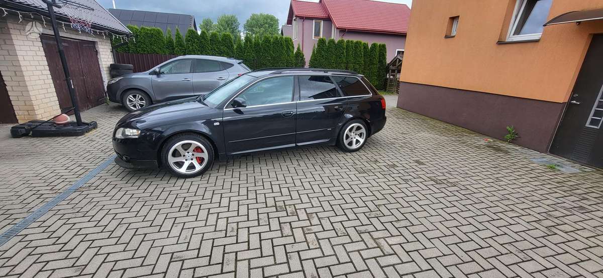 Audi S4 2005 — rear view