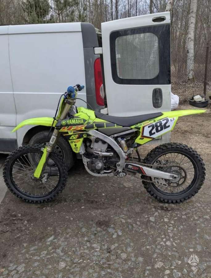 Yamaha YZF, 2015