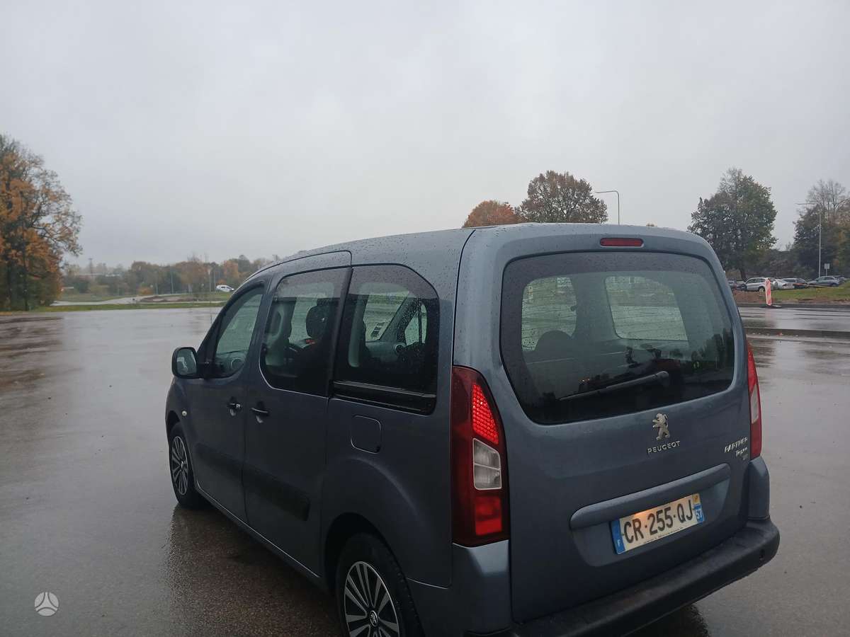 Peugeot Partner 2013 — engine 1560 cm³, 90 HP (66kW)