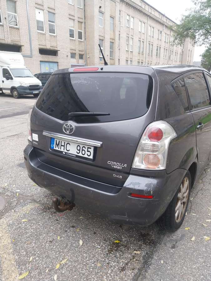 Toyota Corolla 2009 — двигун 2231 cm³, 136 HP (100kW)