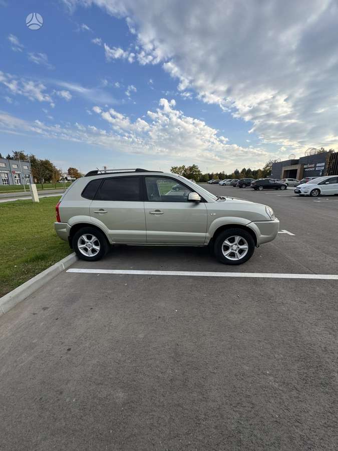 Hyundai Tucson 2007 — photo 12