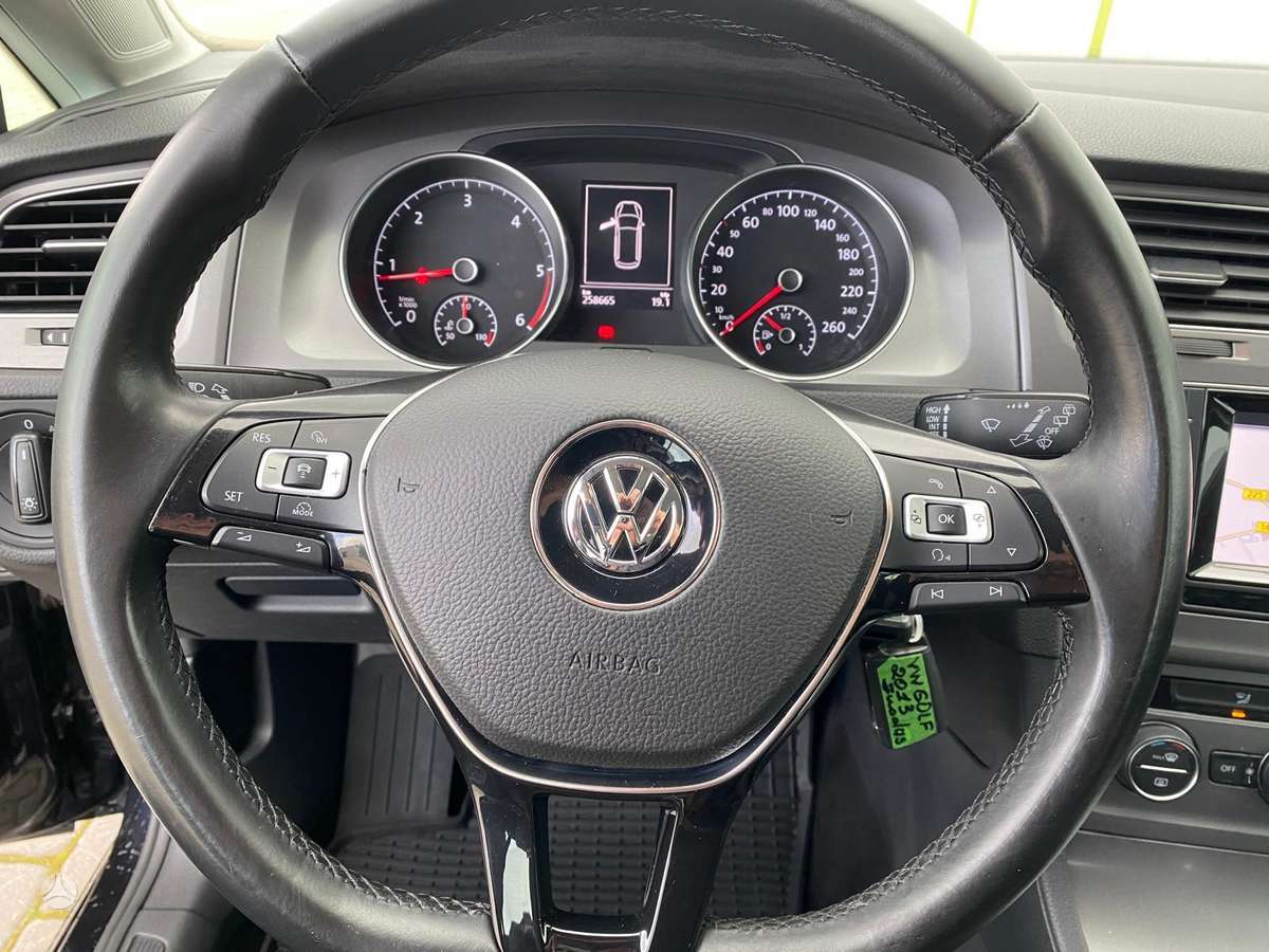 Volkswagen Golf 2013 — photo 13