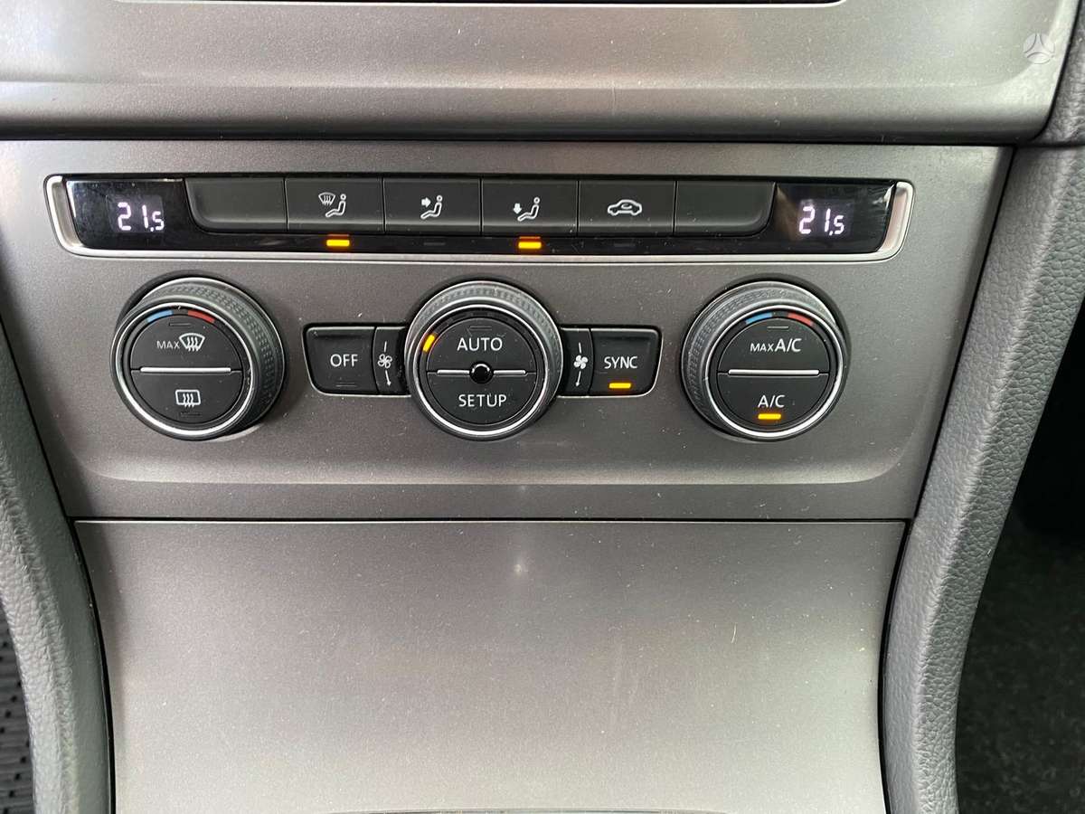 Volkswagen Golf 2013 — photo 15