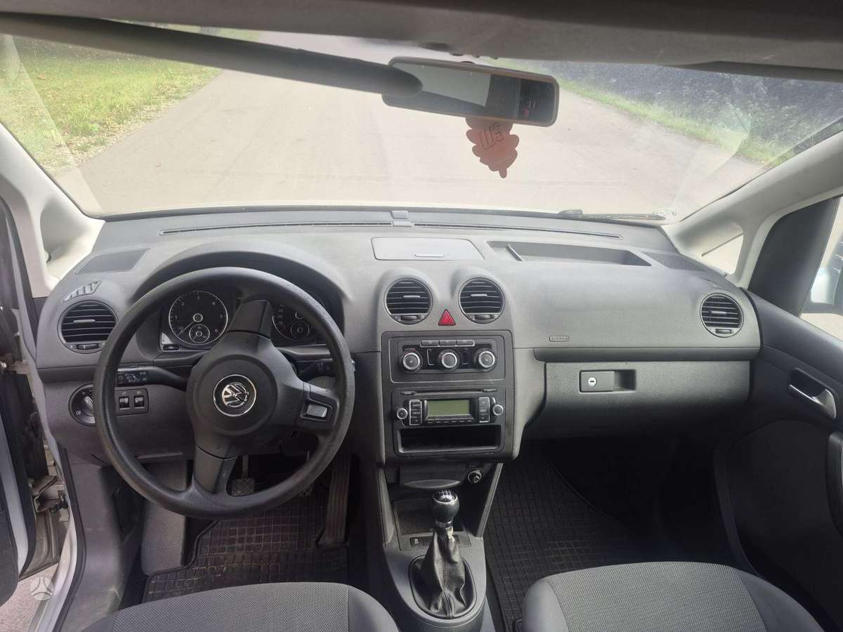 Volkswagen Caddy 2011 — photo 5