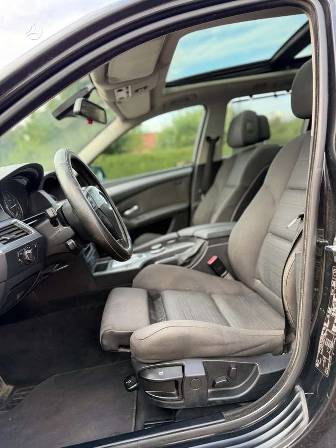 BMW 525 2007 — photo 16