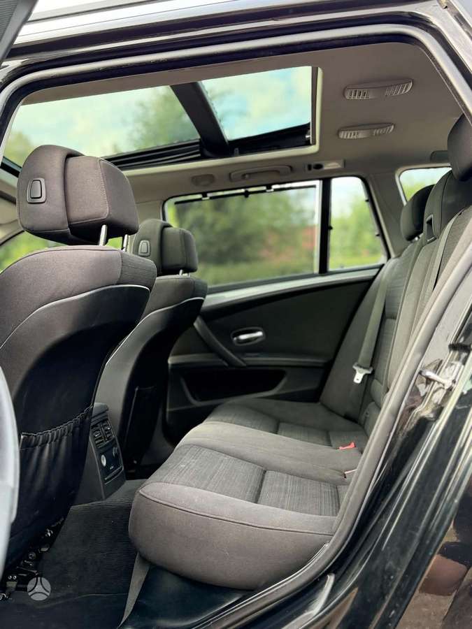 BMW 525 2007 — photo 17