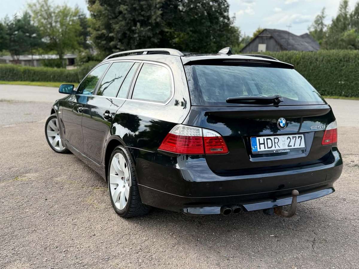 BMW 525 2007 — photo 21