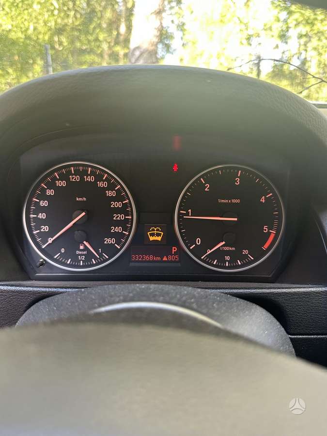 BMW X1 2010 — photo 13