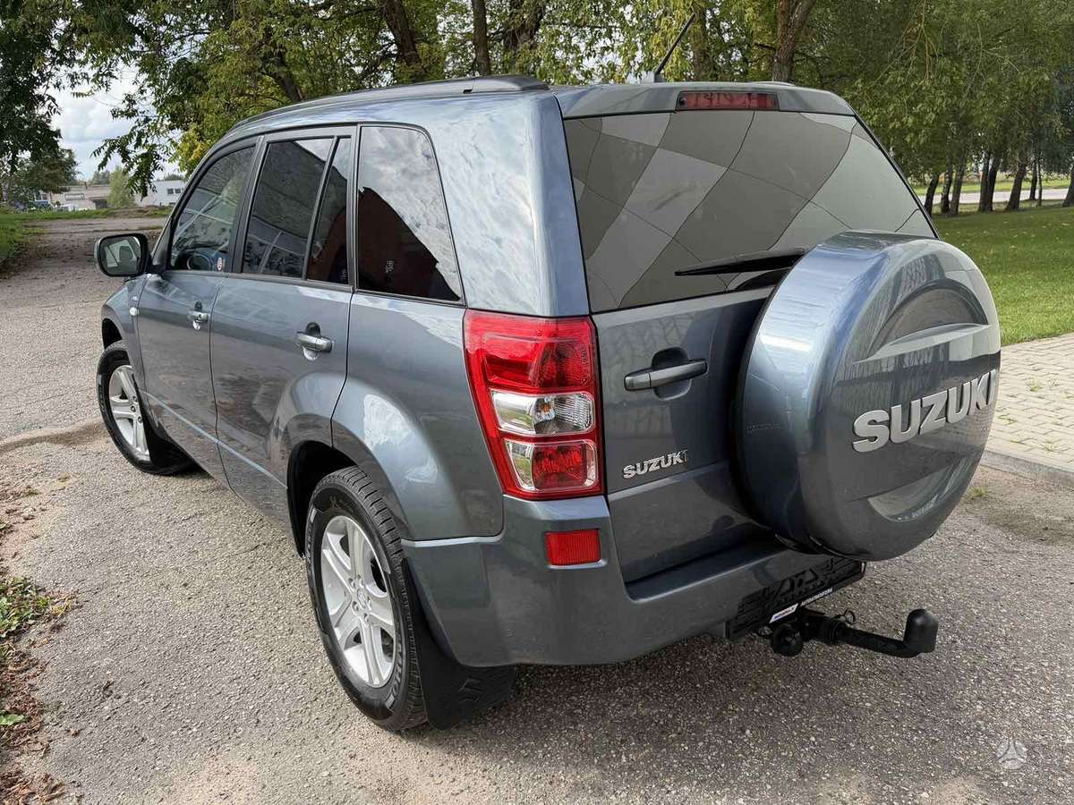 Suzuki Grand 2006 — салон