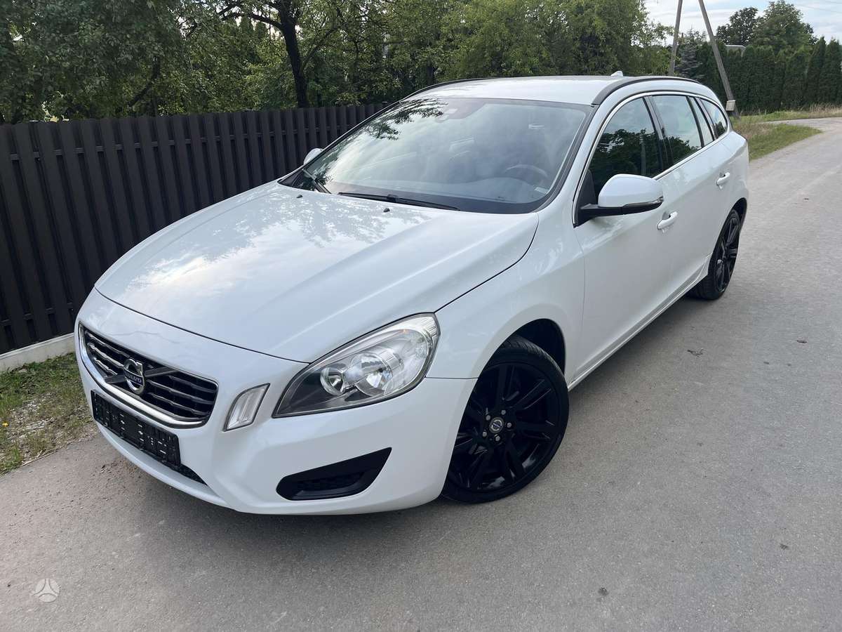 Volvo V60, 2011