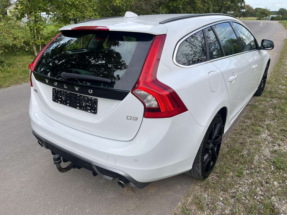 Volvo V60 2011 — photo 5