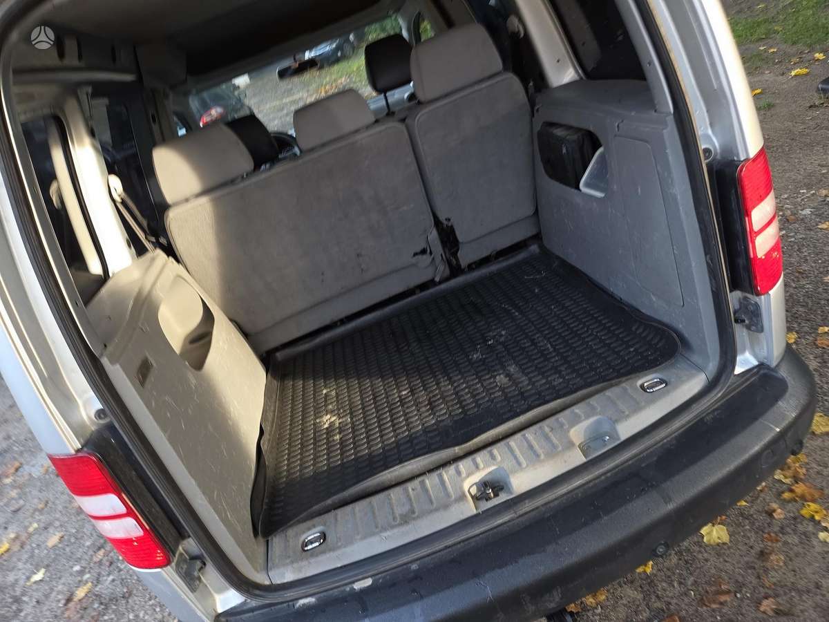 Volkswagen Caddy 2012 — photo 6