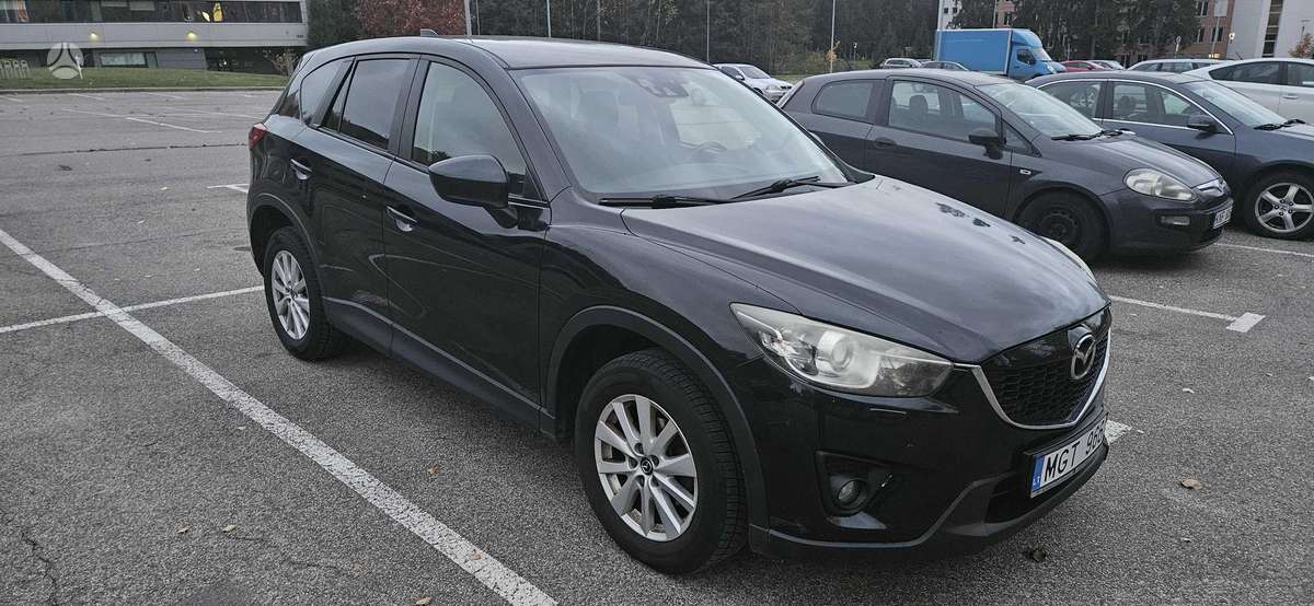 Mazda CX-5 2012 — вигляд ззаду