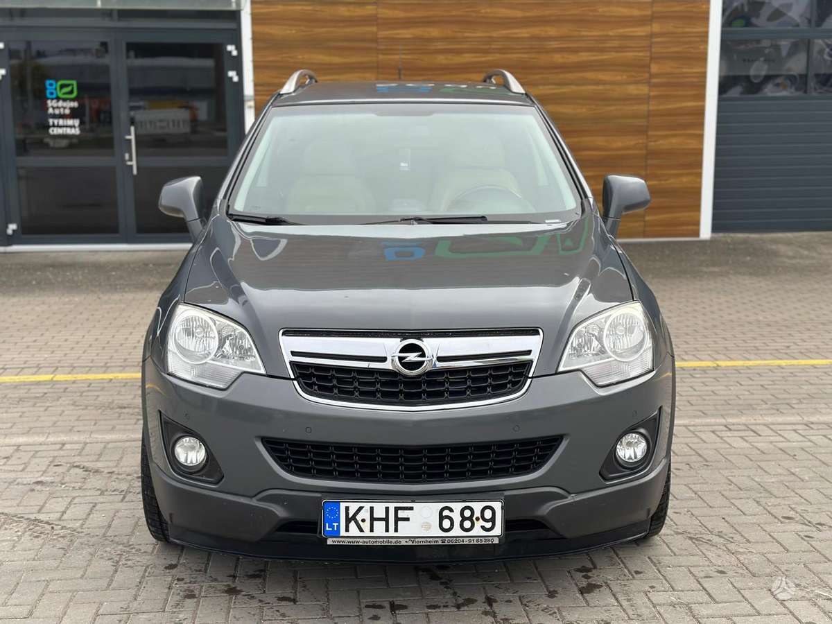Opel Antara 2011 — вигляд ззаду