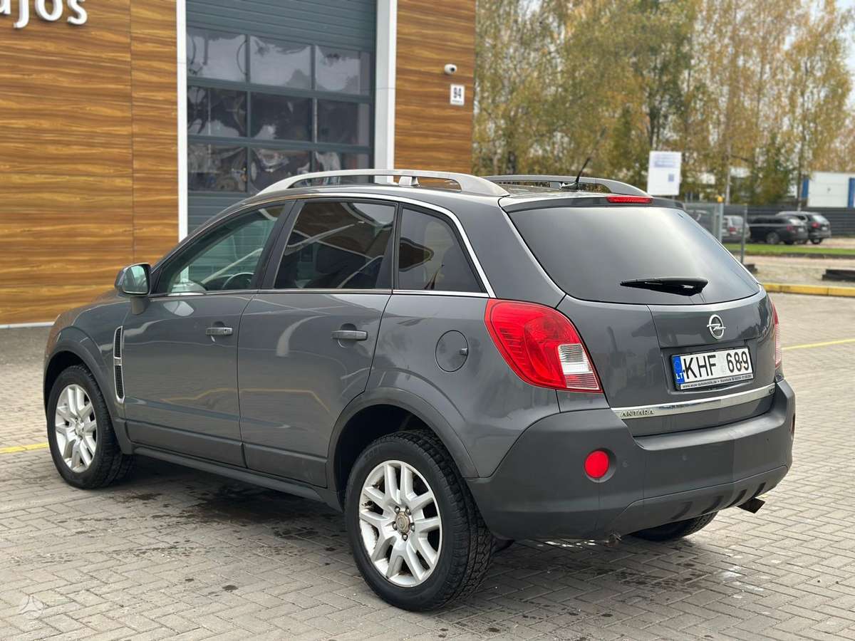 Opel Antara 2011 — двигун 2200 cm³, 163 HP (120kW)