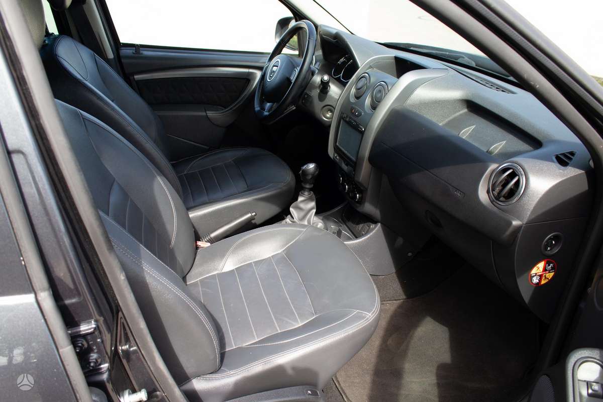 Dacia Duster 2015 — photo 10