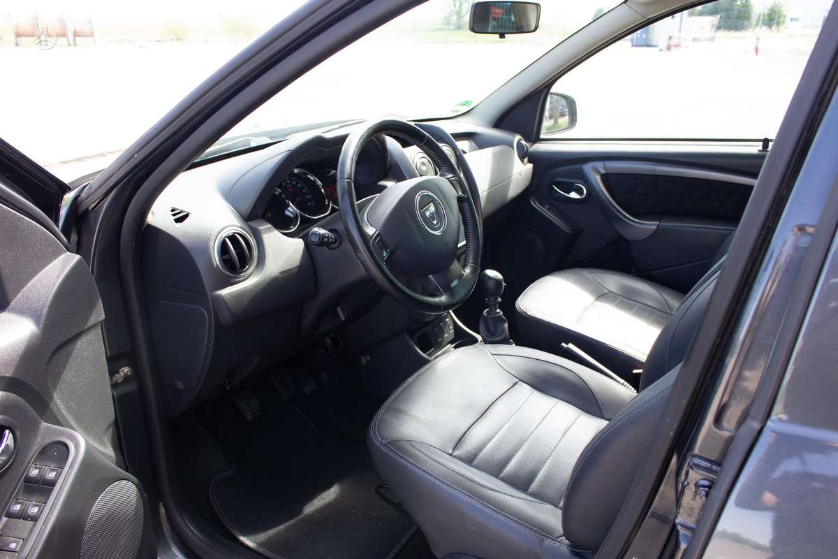 Dacia Duster 2015 — photo 9