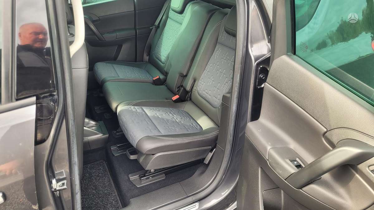 Opel Meriva 2011 — photo 10