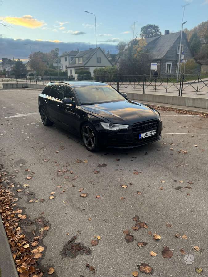Audi A6 2012 — interior