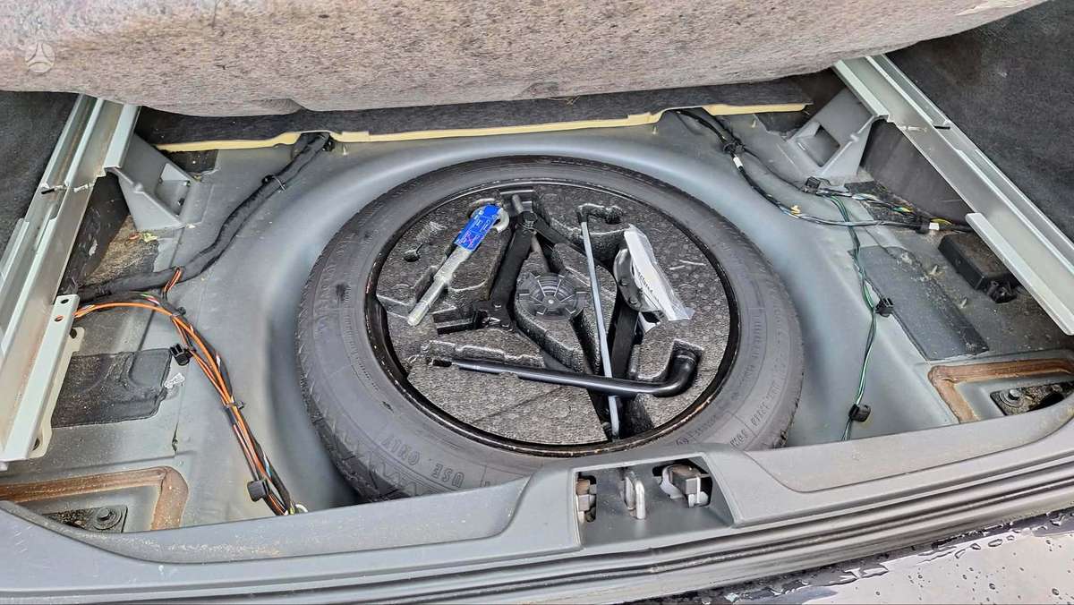 Volvo V70 2014 — photo 19