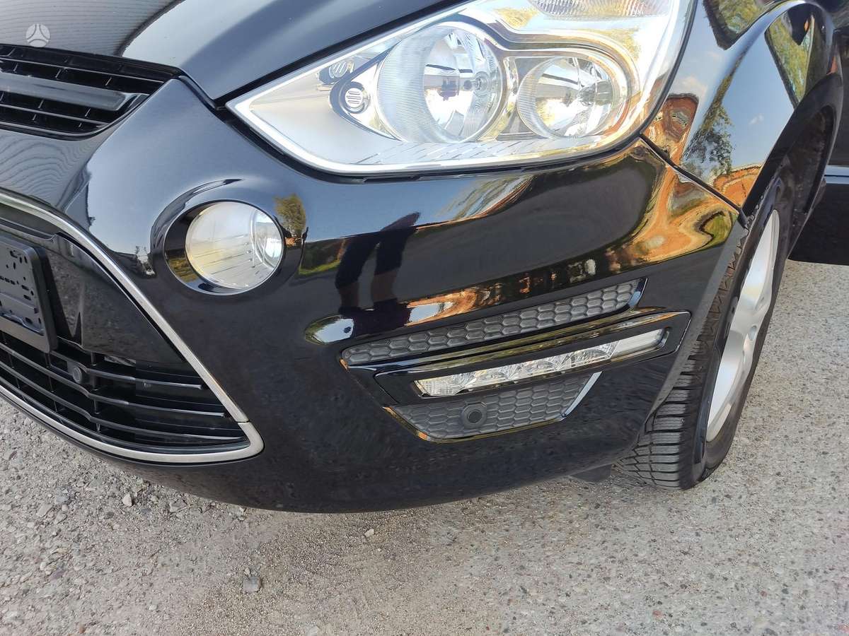 Ford S-MAX 2013 — photo 7