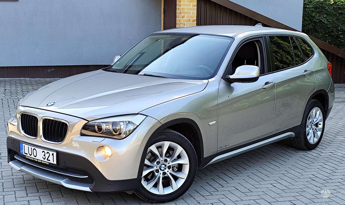BMW X1 2010 — photo 16