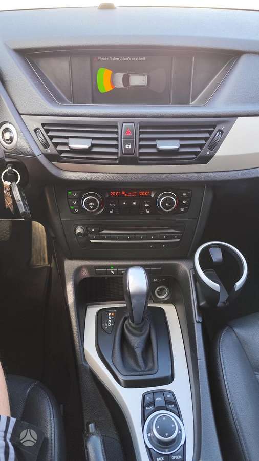 BMW X1 2010 — photo 26