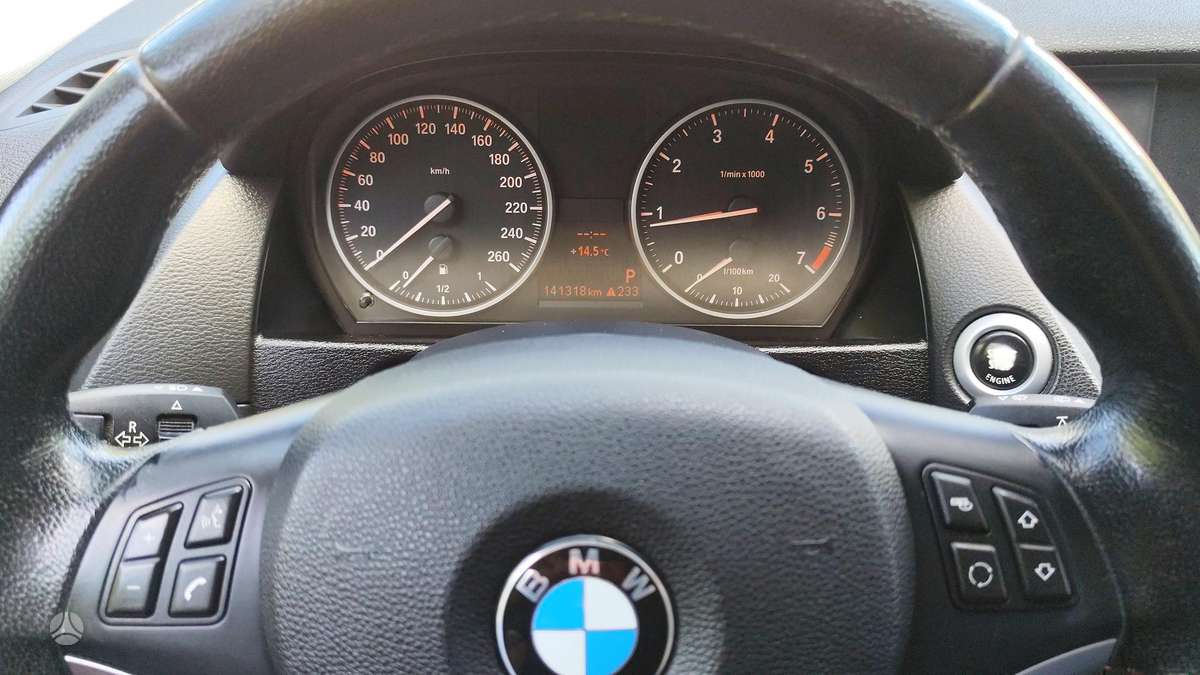 BMW X1 2010 — photo 29