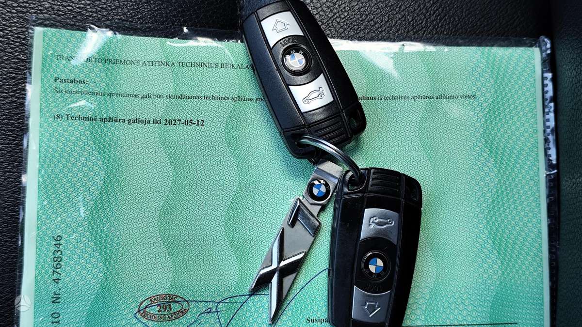 BMW X1 2010 — photo 34