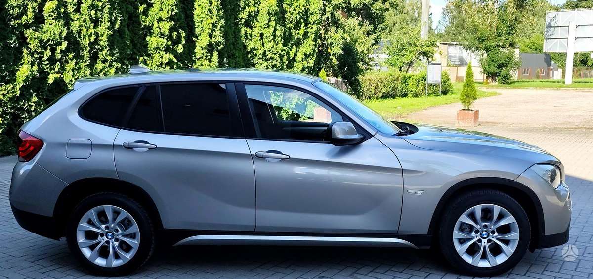 BMW X1 2010 — photo 6