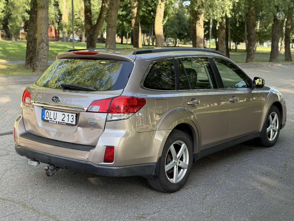 Subaru Outback 2014 — photo 5