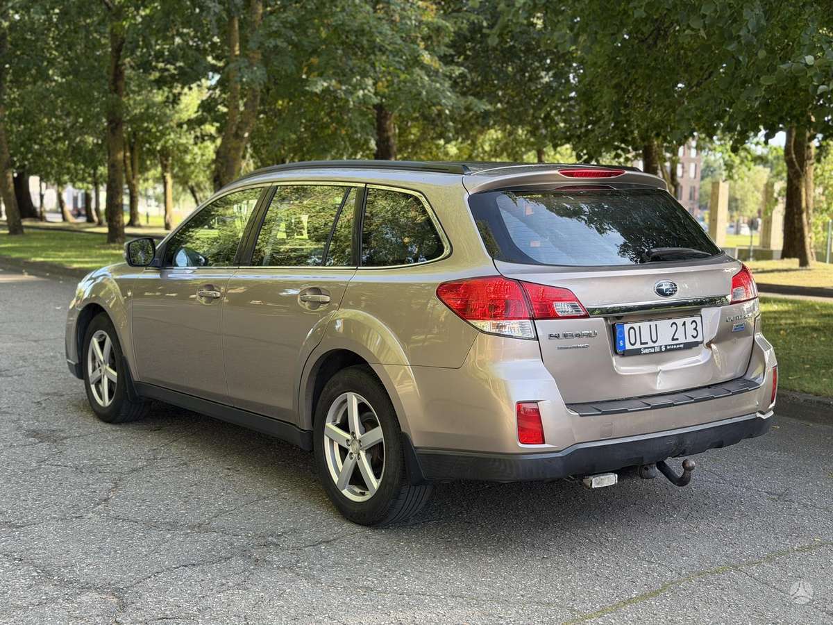 Subaru Outback 2014 — photo 7