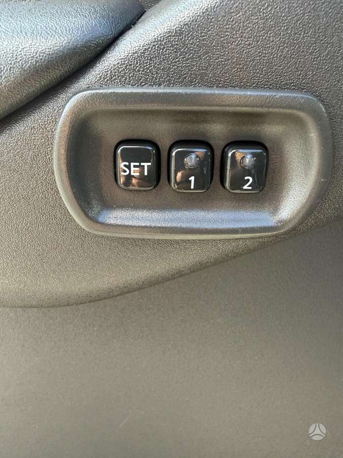 Nissan Pathfinder 2007 — photo 21