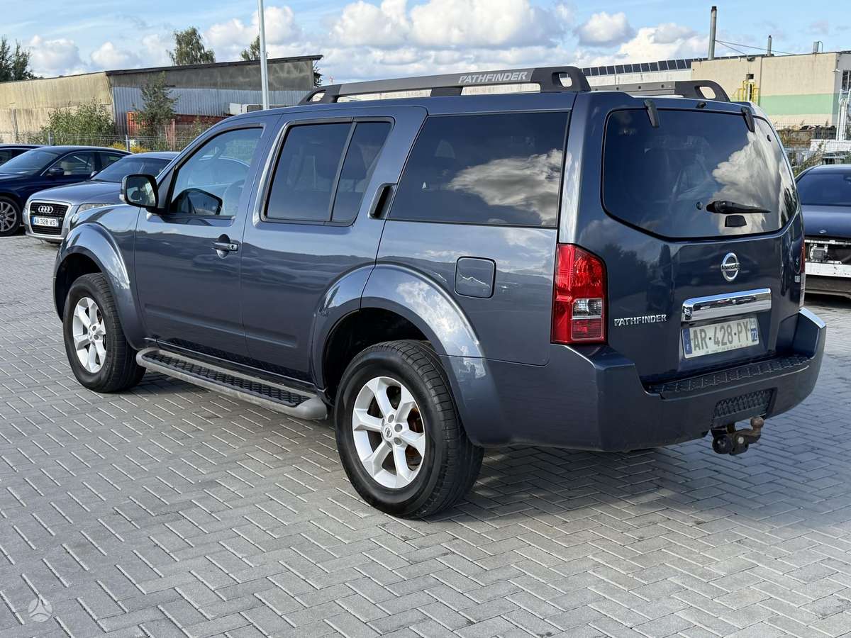 Nissan Pathfinder 2007 — photo 7