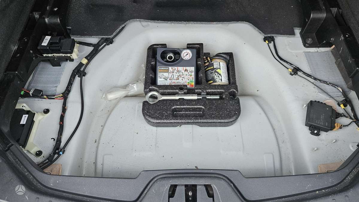 Volvo V60 2014 — photo 26