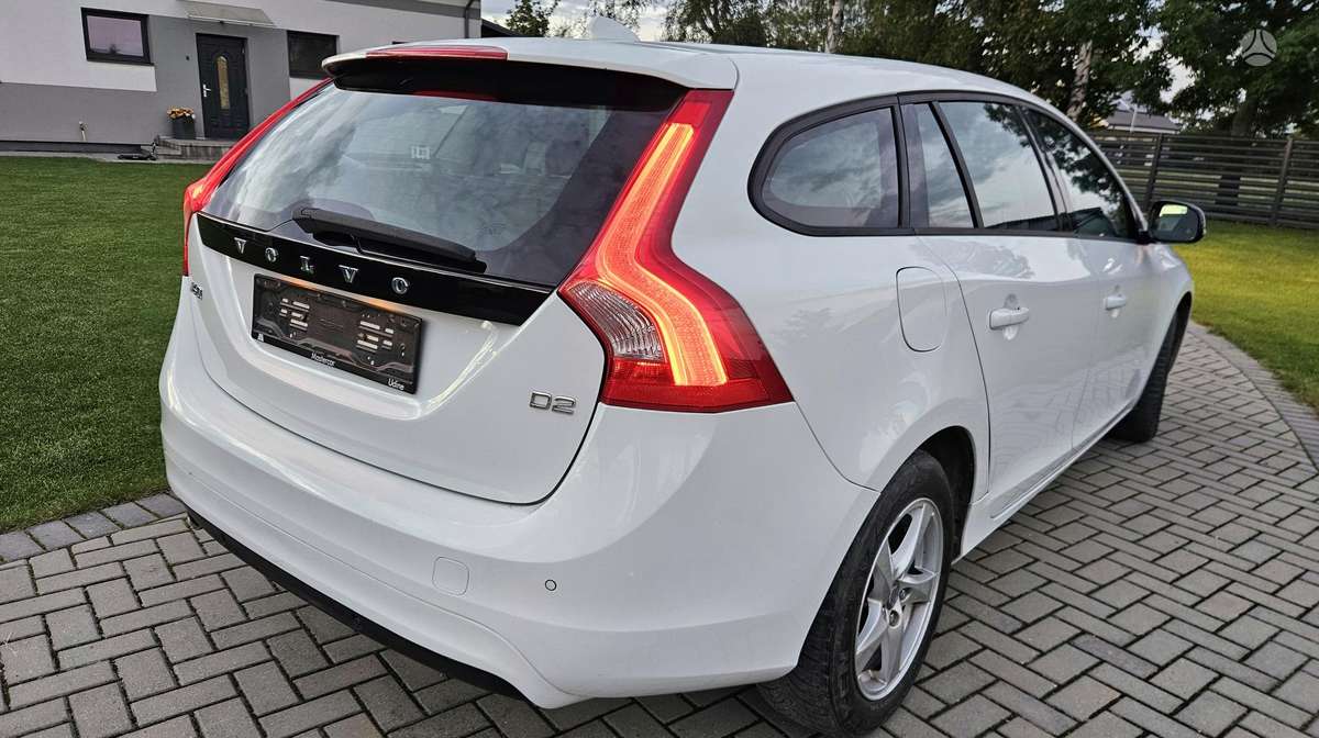 Volvo V60 2014 — photo 6