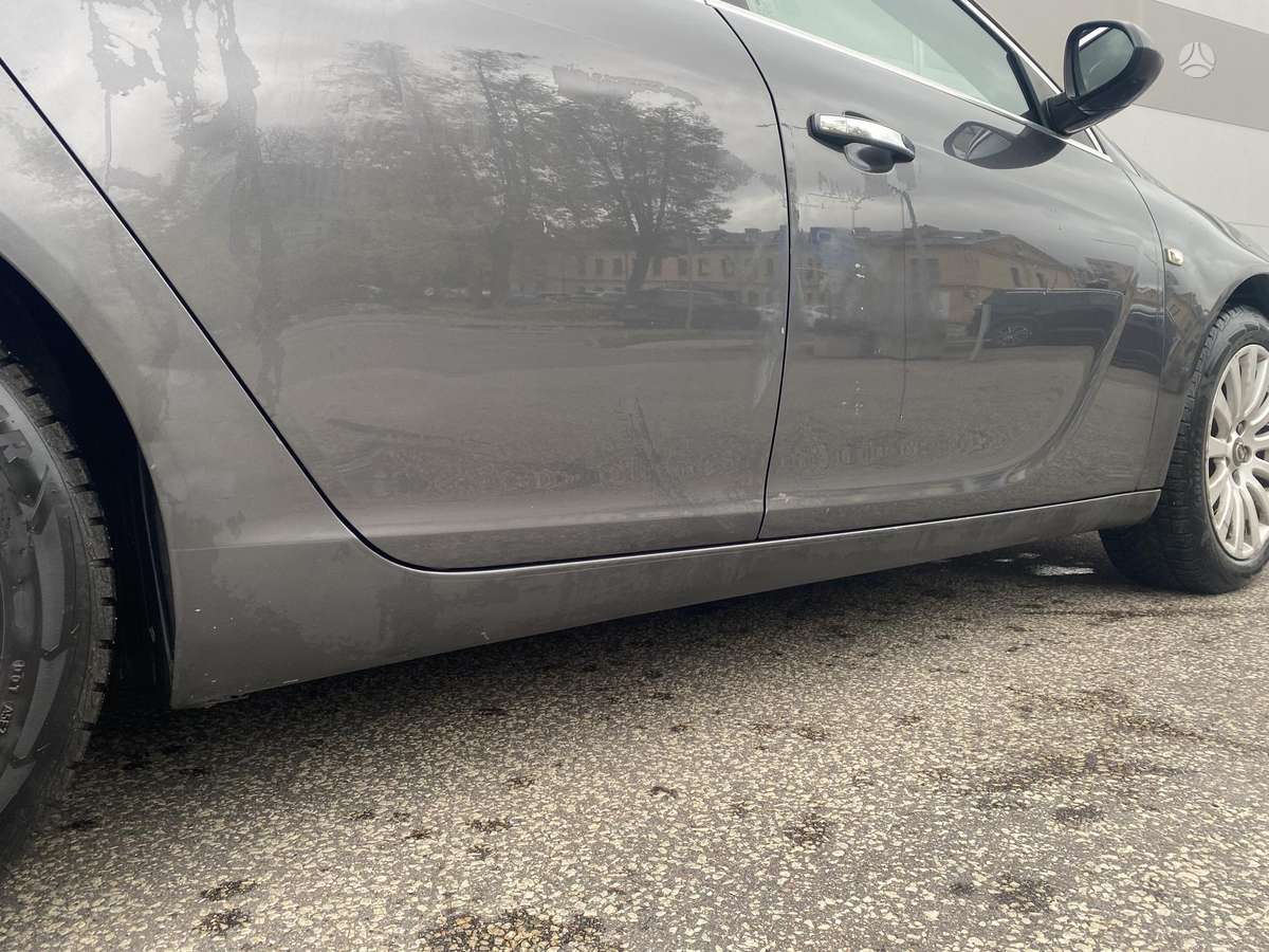 Opel Insignia 2011 — photo 16