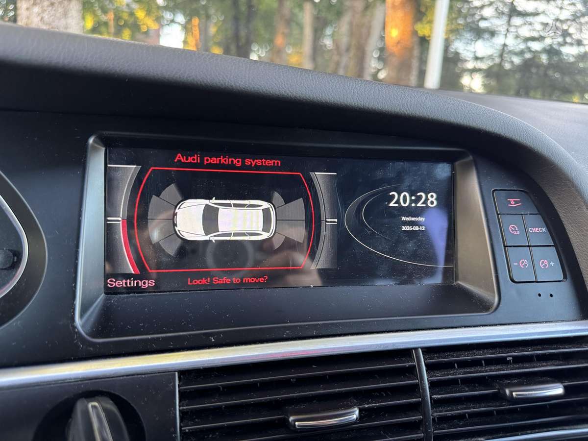 Audi A6 2008 — photo 18