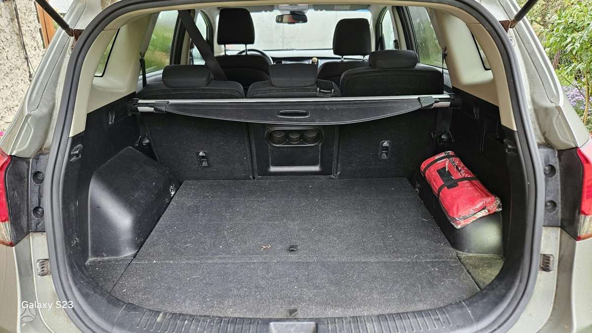 Kia Carens 2014 — photo 19