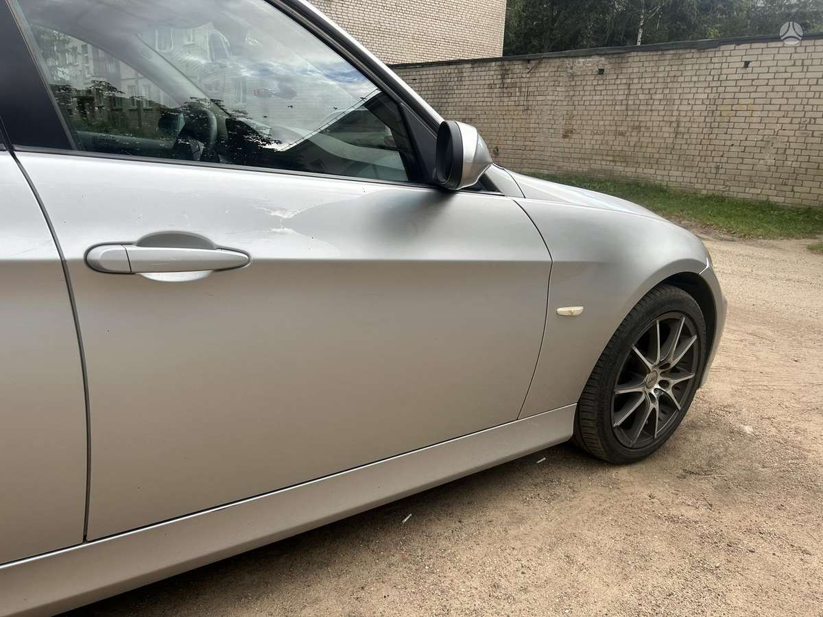 BMW 320 2006 — двигун 1995 cm³, 163 HP (120kW)