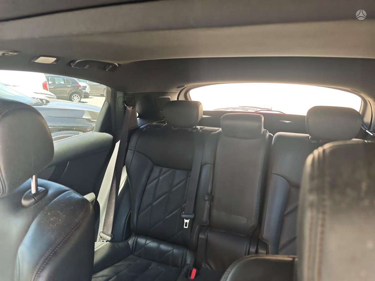 Infiniti FX30 2011 — photo 15