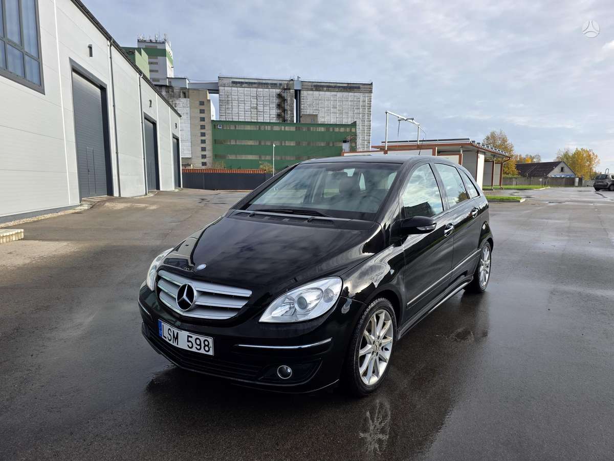Mercedes-Benz B180 2009 — photo 8