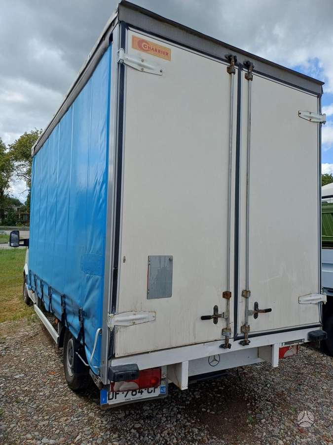 Mercedes-Benz Sprinter 2015 — engine 143 HP (105kW)